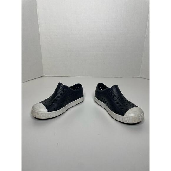 NATIVE Toddler Jefferson Slip On Shoe Size 9 Black - Picture 4 of 7